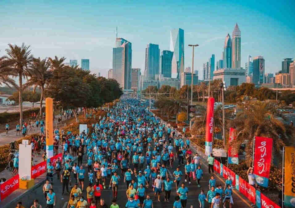People running