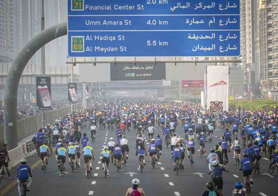 انطلاق تحدي دبي للدراجات الهوائية