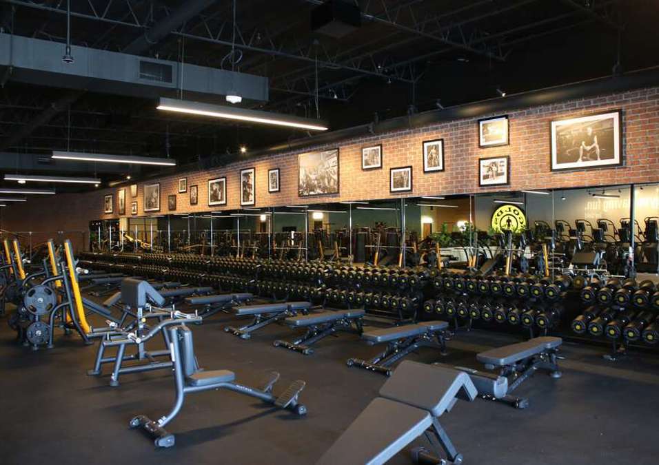 Gold's Gym