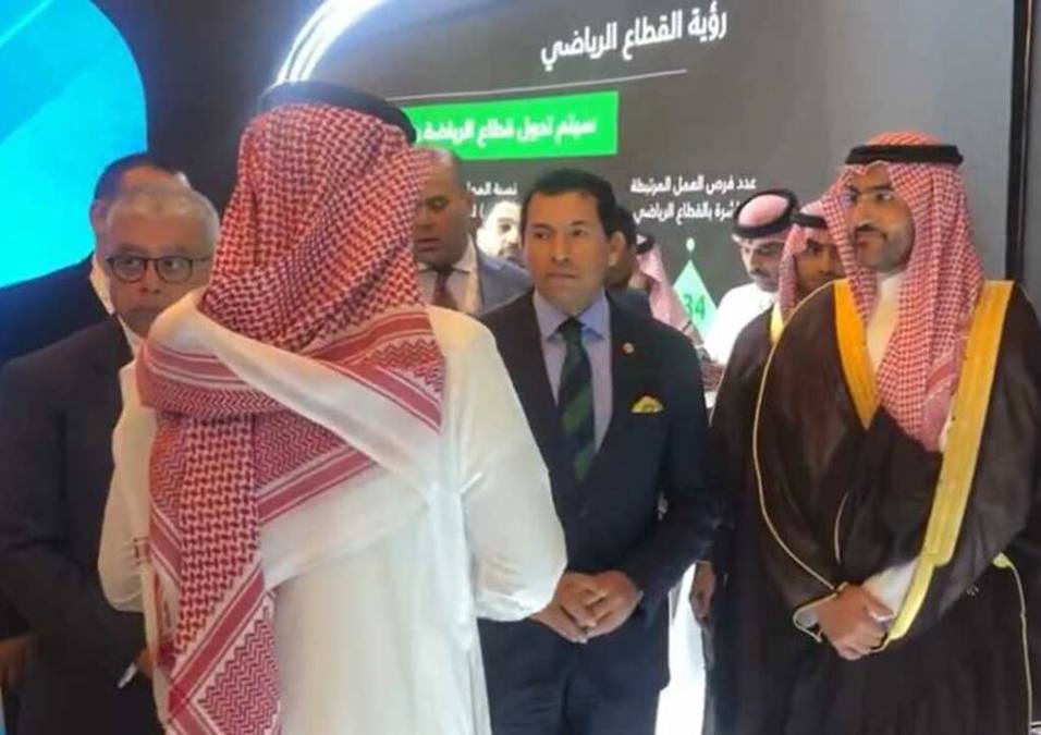 وزير الرياضة المصري يشيد باستضافة السعودية لكأس العالم 2034