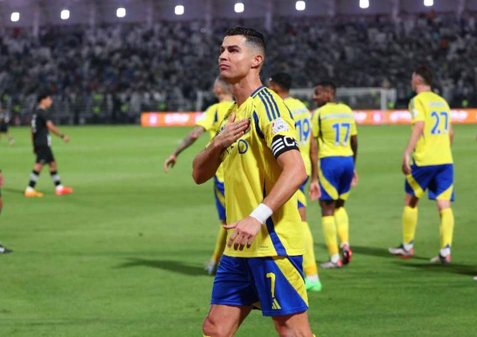 النصر ضد العين وتواجد رونالدو (1)
