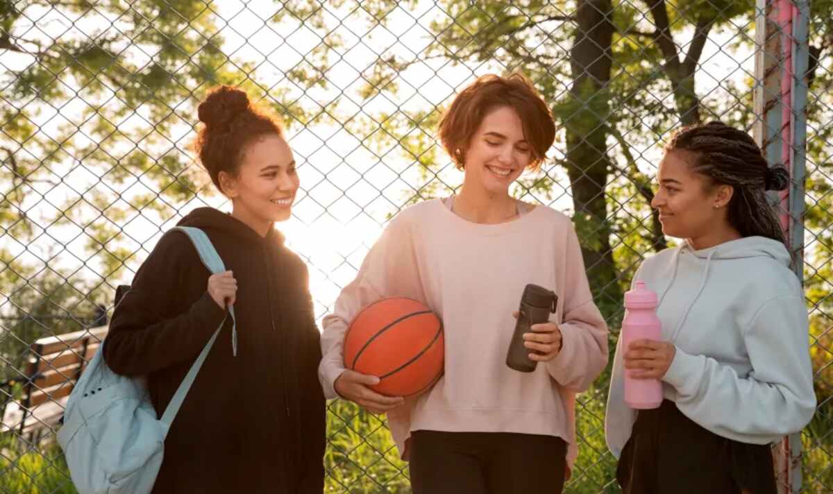 الأنشطة الرياضية وأثرها على حياة الشباب