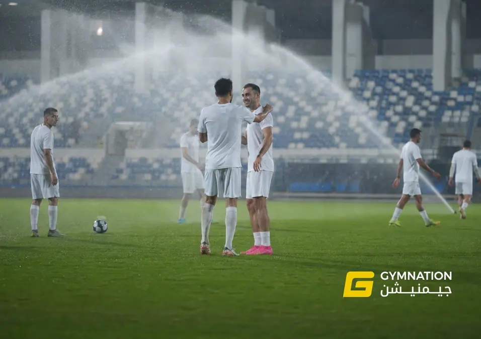 الدوري السعودي ينطلق في ذروة الحر — هكذا تتمرّن بأمان
