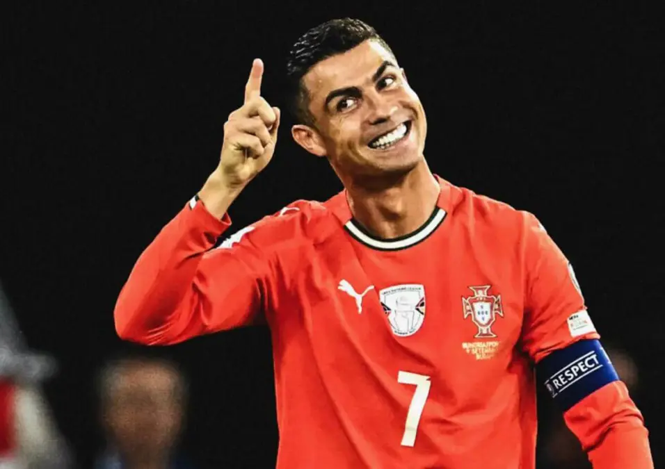رونالدو يتوج بجائزة الأفضل في تاريخ الدوري البرتغالي