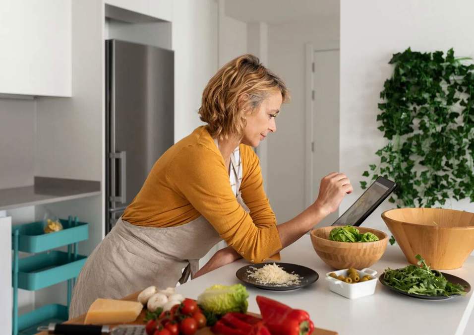 Woman in the kitchen