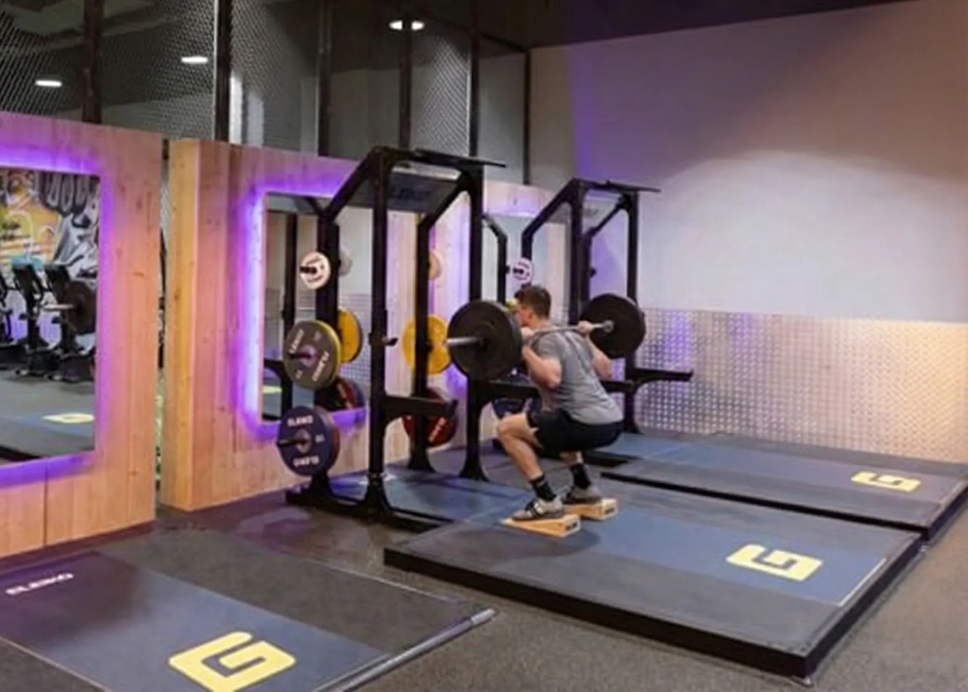 Barbell Elevated Heel Squat