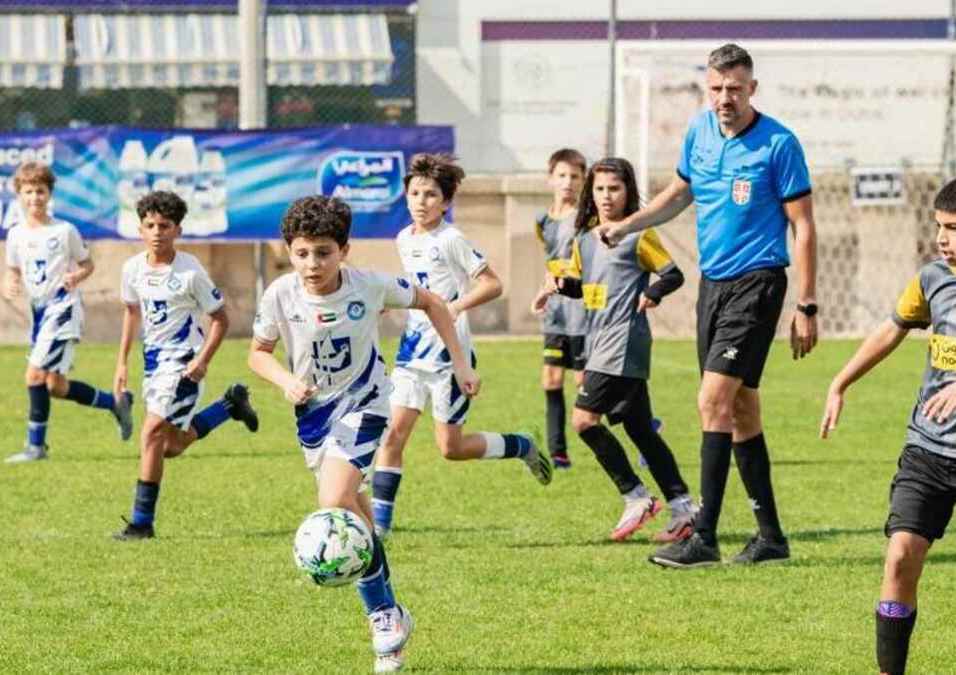 أبطال مدارس دبي في احتفال رياضي كبير