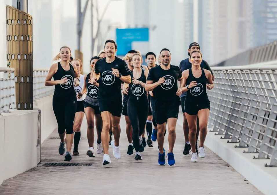 People running